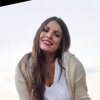 Daniela Candiales