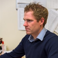 Simon Shaw Meng Ceng Mied