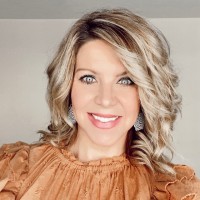 Rachel Huskins, Cfirs