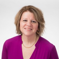 Donna Lynch