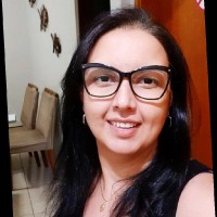 Débora Cristina da Silva Queiroz