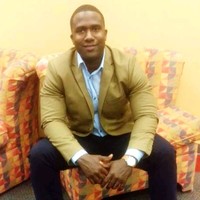Mauricio A. M.