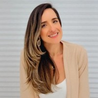 Maria Cecília Lacerda