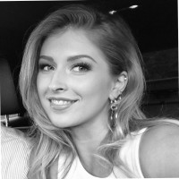 Chloe Foster