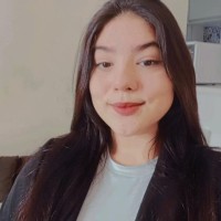 Ana Beatriz de Oliveira Santos