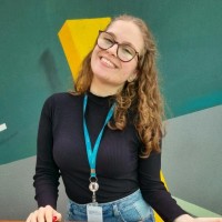 Ana Caroline Henschel