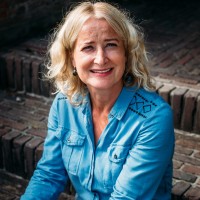 Yvonne van der Harst