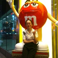 Vivi Yang