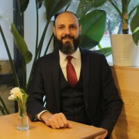 Birden Tuluğ Siyahi