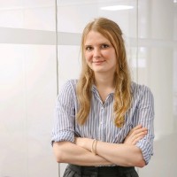 Delia Hinse