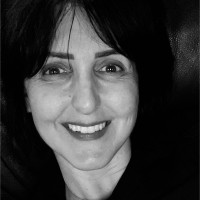 Tania Lewis