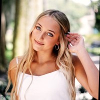 Ashley Lauria