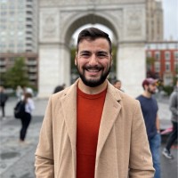 Derick Ambarsoomzadeh