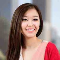 Nancy Yuenan Li