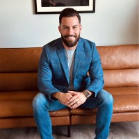 Jeremie Bates, Mba