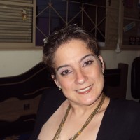 claudia huelita de andrade