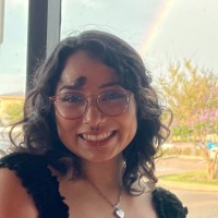 Ayleen L.