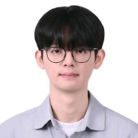 이진욱