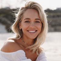 Serena Revelins