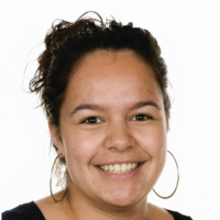 Zora Sinay