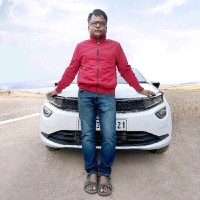 Vivek Warang