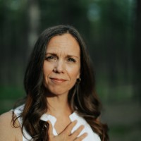 Nicole Field