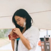 July Li