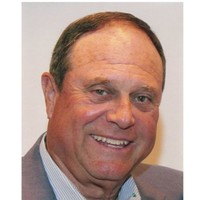 Kenneth W. Gneuhs