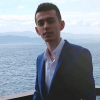 Umut Köçek