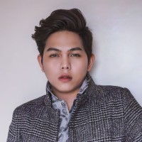 Mike Alexander Mababangloob