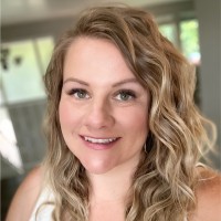 Nicole Dean