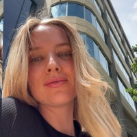Laura Collins
