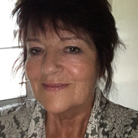 Gill Dowsett