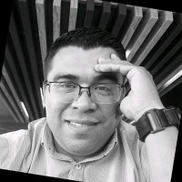 Roberto E.