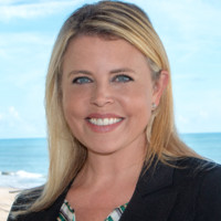 Lindsey LaCroix Curran