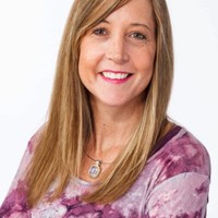 Lori Cashman-Lessard