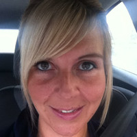 Leane Doust