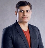 Dr. Praveen Gupta