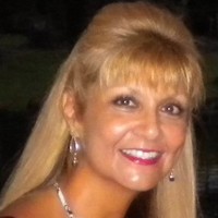 Lori Farkas