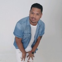 Devon Saunders
