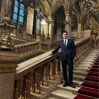 Szilveszter Dr. Szűcs