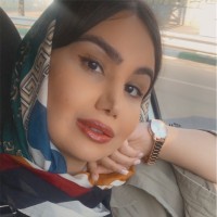 Niloofar Kuchehmeshgi