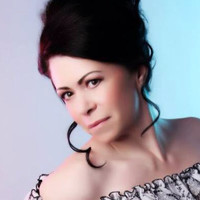 Gail THOMPSON