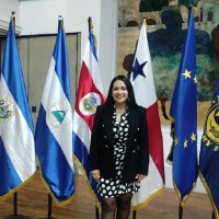 Evelyn Flores