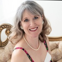 Tara Sanderson