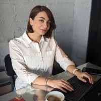 Tina Hoveyda