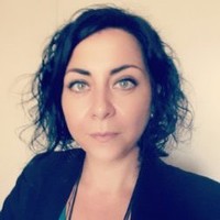 Caroline Minou