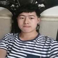 任薪竹