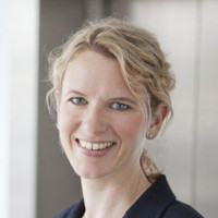 Dr. Julia Kaltenborn