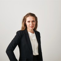 Anna Schuster